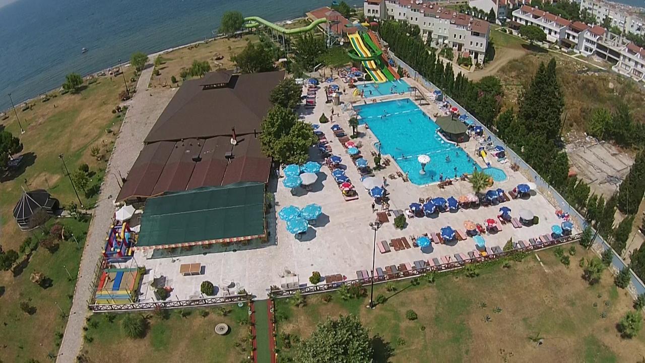 Mertur Hotel Ciftlikkoy  Exterior photo